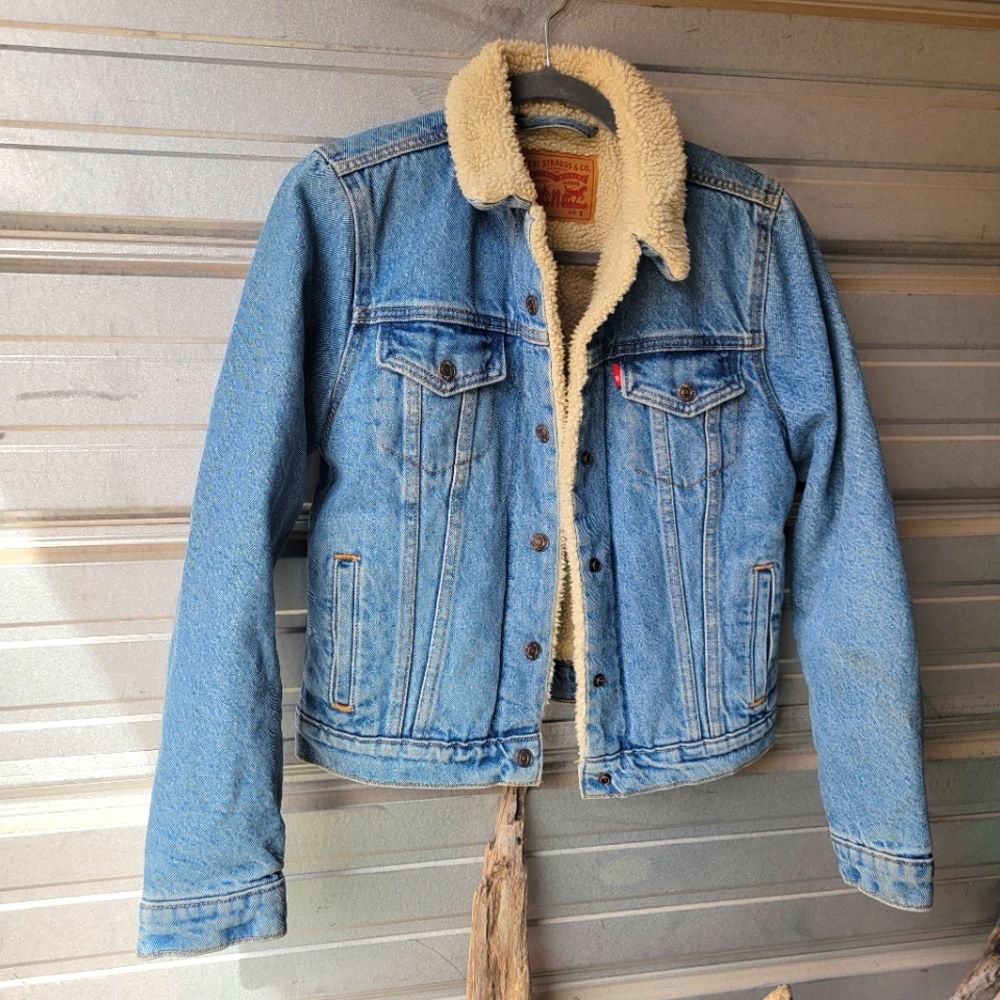 Levi denim jacket sherpa lined